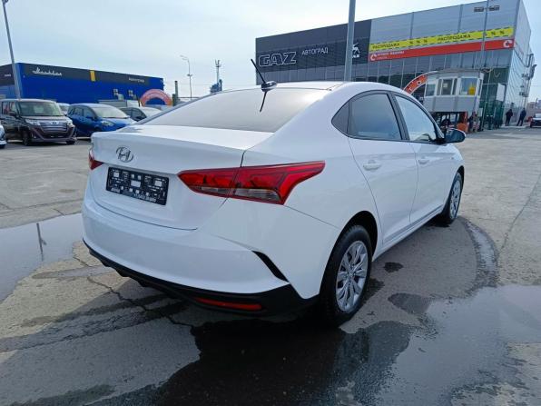 Hyundai Solaris II Рестайлинг с пробегом 2021 года, цена 1 439 995 рублей, 116746 км, седан, Автокод Объявления