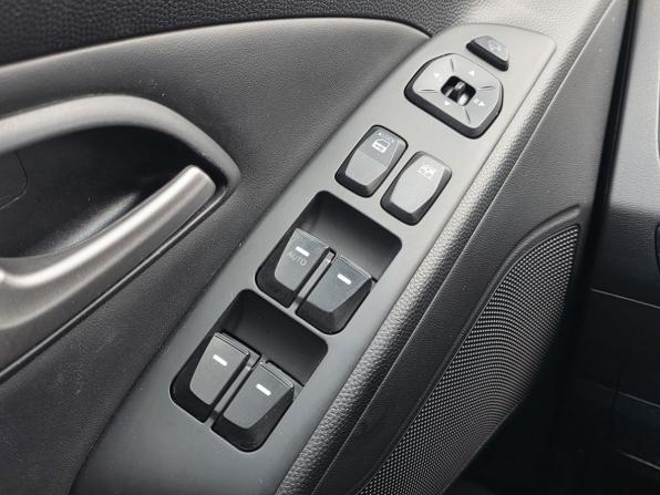 Hyundai ix35 I с пробегом 2012 года, цена 1 220 000 рублей, 111386 км, внедорожник, Автокод Объявления