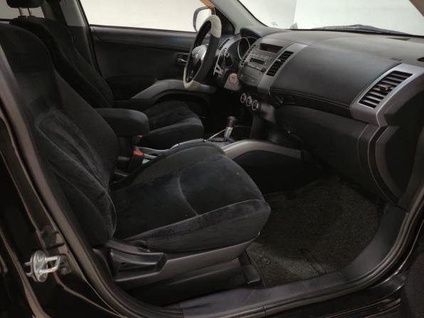 Mitsubishi Outlander II Рестайлинг с пробегом 2010 года, цена 940 000 рублей, 346656 км, внедорожник, Автокод Объявления