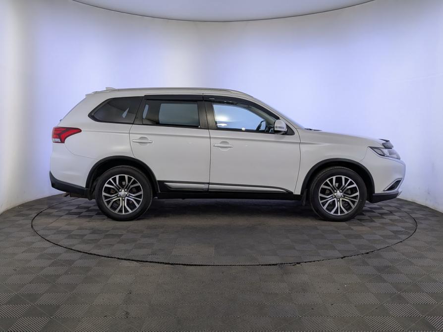 Mitsubishi Outlander III Рестайлинг 2 Москва  - изображение 4