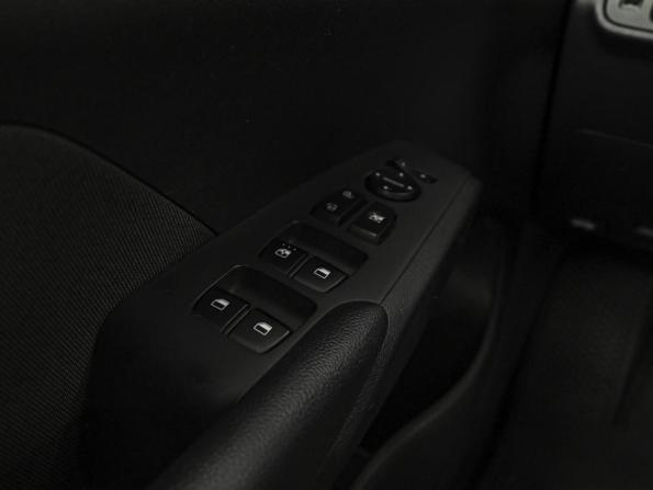 Hyundai Solaris II с пробегом 2019 года, цена 1 349 000 рублей, 115243 км, седан, Автокод Объявления