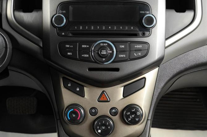 Chevrolet Aveo II с пробегом 2012 года, цена 859 000 рублей, 115000 км, седан, Автокод Объявления