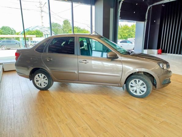Lada (ВАЗ) Granta I Рестайлинг с пробегом 2022 года, цена 733 200 рублей, 27132 км, седан, Автокод Объявления