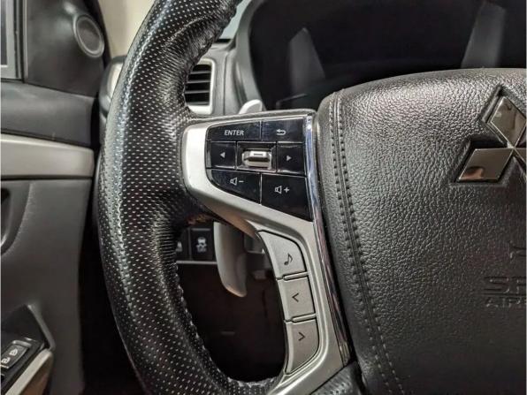 Mitsubishi Pajero Sport III Рестайлинг с пробегом 2022 года, цена 4 250 000 рублей, 30511 км, внедорожник, Автокод Объявления