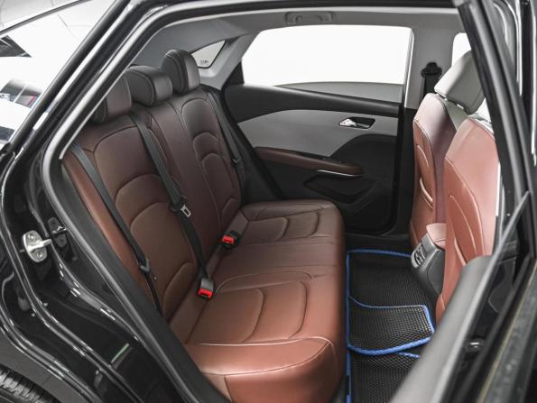 Chevrolet Monza II Рестайлинг с пробегом 2023 года, цена 1 768 000 рублей, 5501 км, седан, Автокод Объявления