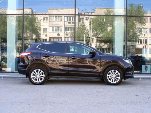 Nissan Qashqai II с пробегом 2014 года, цена 1 355 000 рублей, 142817 км, внедорожник, Автокод Объявления