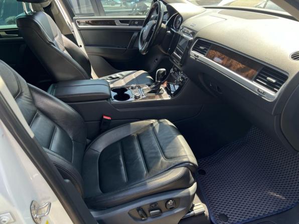 Volkswagen Touareg II Рестайлинг с пробегом 2015 года, цена 2 697 000 рублей, 137400 км, внедорожник, Автокод Объявления