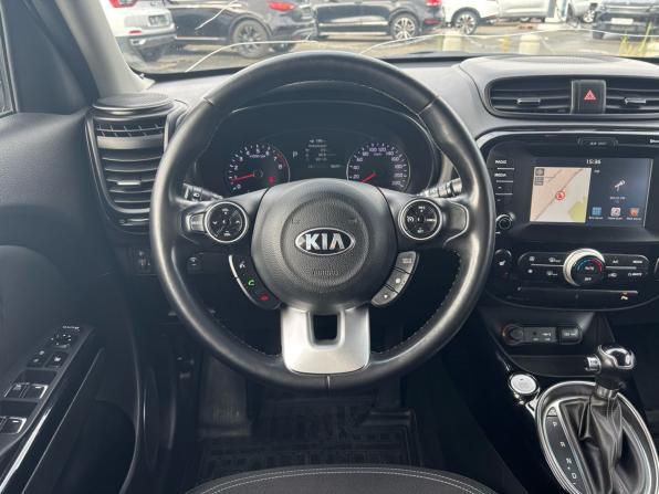 Kia Soul II Рестайлинг с пробегом 2018 года, цена 1 700 000 рублей, 98000 км, хэтчбек, Автокод Объявления
