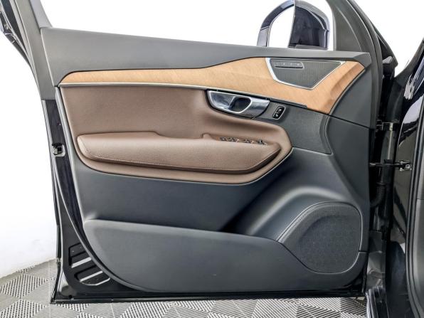 Volvo XC90 II Рестайлинг 1 с пробегом 2021 года, цена 4 650 000 рублей, 81560 км, внедорожник, Автокод Объявления
