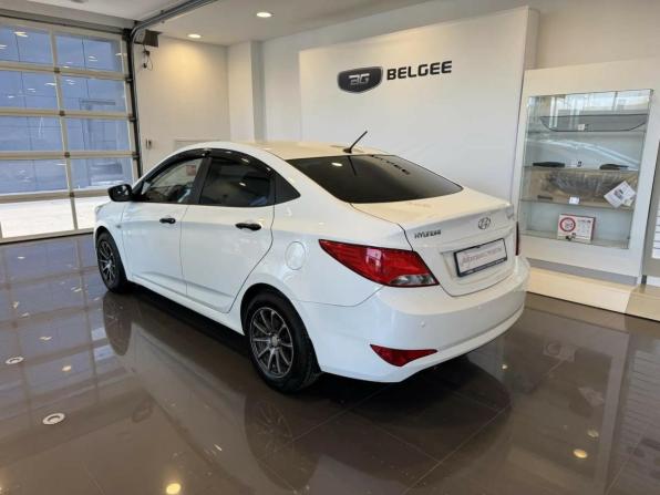 Hyundai Solaris I Рестайлинг с пробегом 2015 года, цена 950 000 рублей, 129866 км, седан, Автокод Объявления