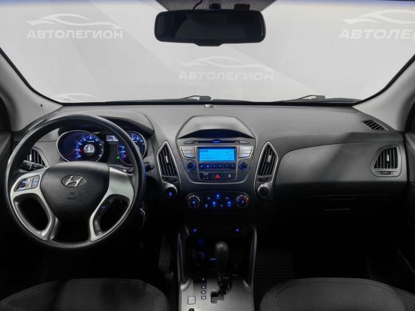 Hyundai ix35 I Рестайлинг с пробегом 2014 года, цена 1 580 000 рублей, 206300 км, внедорожник, Автокод Объявления