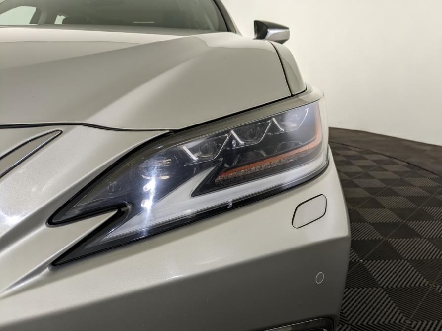Lexus ES VII Москва  - изображение 17