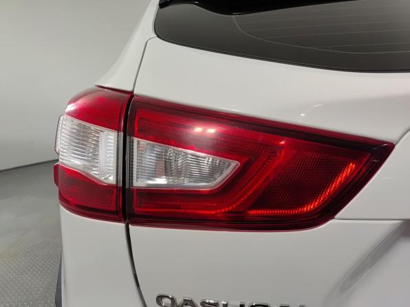 Nissan Qashqai II с пробегом 2018 года, цена 1 690 000 рублей, 131000 км, внедорожник, Автокод Объявления