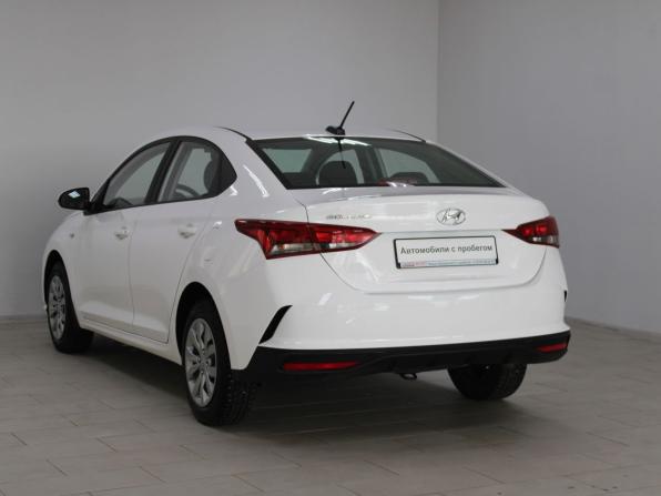Hyundai Solaris II Рестайлинг с пробегом 2021 года, цена 1 519 900 рублей, 91127 км, седан, Автокод Объявления