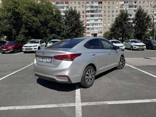 Hyundai Solaris I Рестайлинг с пробегом 2017 года, цена 1 049 000 рублей, 109000 км, седан, Автокод Объявления