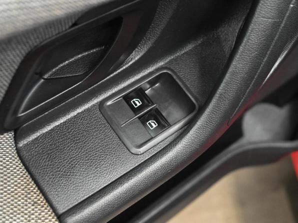 Skoda Fabia II Рестайлинг с пробегом 2012 года, цена 500 000 рублей, 253014 км, хэтчбек, Автокод Объявления