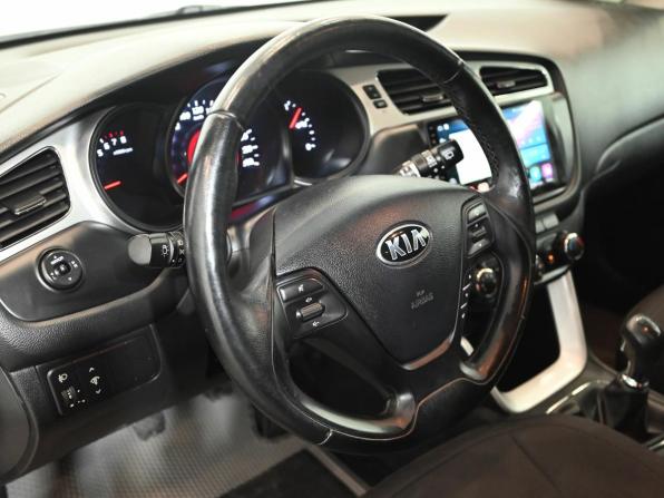 Kia Ceed II с пробегом 2013 года, цена 950 000 рублей, 198876 км, хэтчбек, Автокод Объявления
