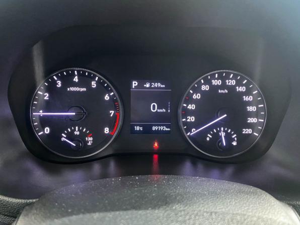 Hyundai Solaris II с пробегом 2019 года, цена 1 499 000 рублей, 89114 км, седан, Автокод Объявления