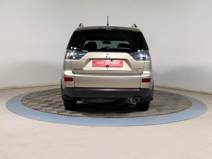 Mitsubishi Outlander II Екатеринбург  - изображение 7