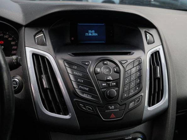 Ford Focus III с пробегом 2012 года, цена 900 000 рублей, 155287 км, универсал, Автокод Объявления