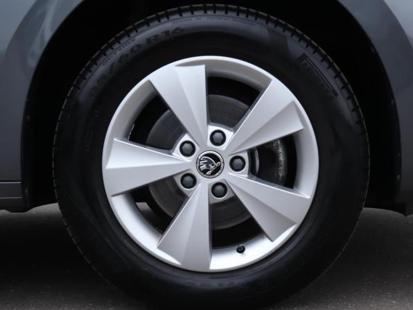 Skoda Octavia IV (A8) с пробегом 2021 года, цена 2 399 000 рублей, 22000 км, лифтбек, Автокод Объявления