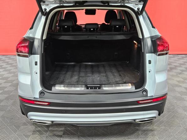 Geely Atlas Pro с пробегом 2023 года, цена 1 990 000 рублей, 82261 км, внедорожник, Автокод Объявления
