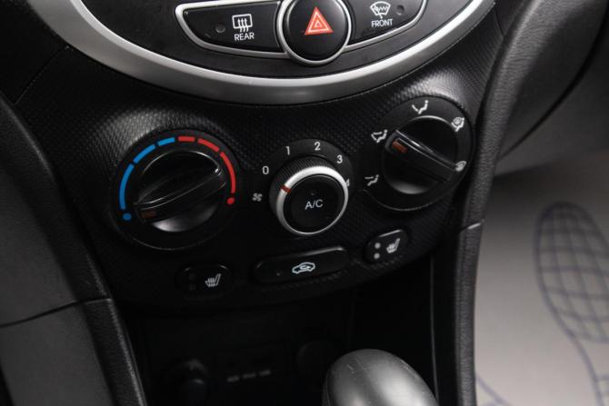 Hyundai Solaris I с пробегом 2011 года, цена 789 000 рублей, 216353 км, седан, Автокод Объявления
