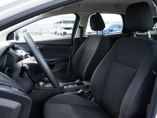 Ford Focus III Рестайлинг с пробегом 2018 года, цена 920 000 рублей, 112860 км, универсал, Автокод Объявления