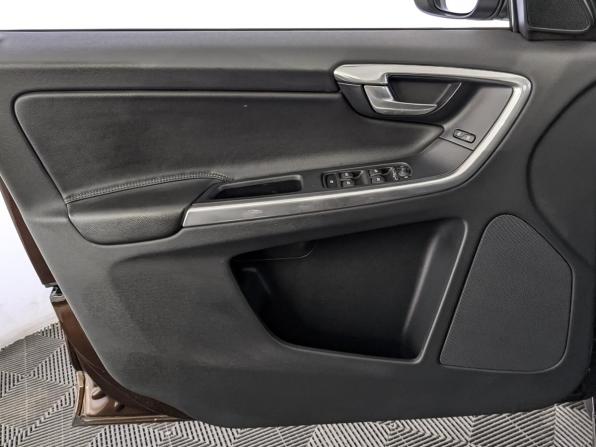 Volvo XC60 I Рестайлинг с пробегом 2015 года, цена 2 285 000 рублей, 118163 км, внедорожник, Автокод Объявления