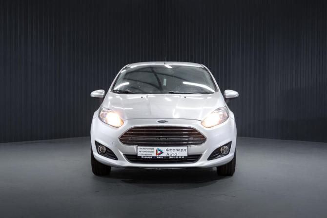 Ford Fiesta Mk6 Рестайлинг с пробегом 2016 года, цена 707 000 рублей, 170001 км, седан, Автокод Объявления
