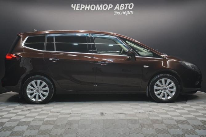 Opel Zafira C с пробегом 2013 года, цена 1 240 000 рублей, 225000 км, минивэн, Автокод Объявления