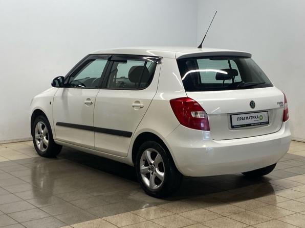 Skoda Fabia II Рестайлинг с пробегом 2011 года, цена 579 000 рублей, 216000 км, хэтчбек, Автокод Объявления