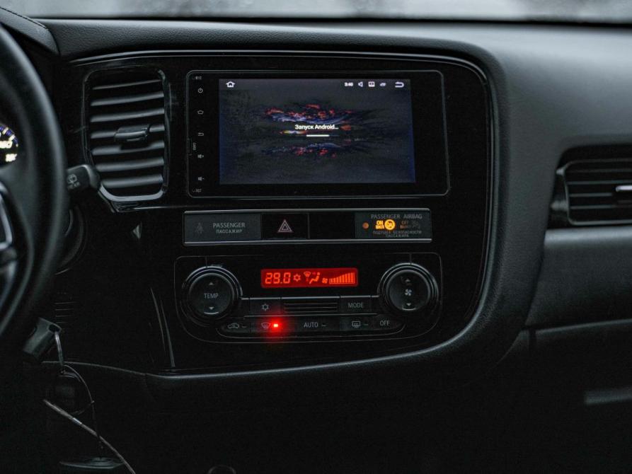 Mitsubishi Outlander III Рестайлинг 3 Санкт-Петербург  - изображение 9