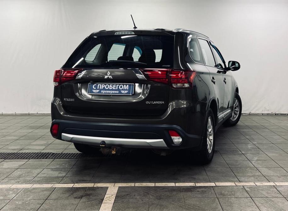 Mitsubishi Outlander III Рестайлинг 2 Санкт-Петербург  - изображение 2