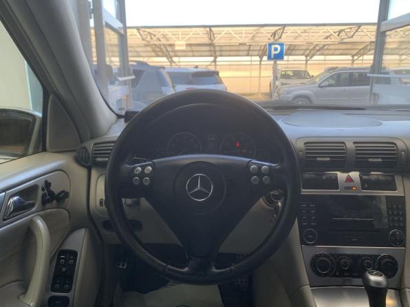 Mercedes-Benz C-Класс II (W203) Рестайлинг с пробегом 2004 года, цена 510 000 рублей, 295000 км, седан, Автокод Объявления