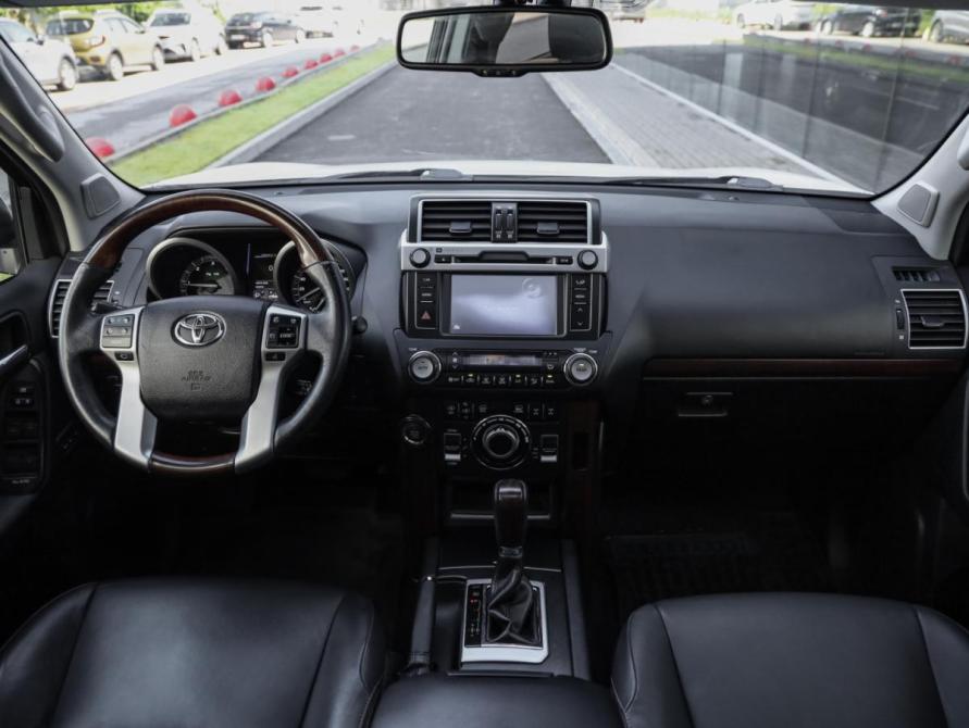 Toyota Land Cruiser Prado 150 Series Рестайлинг 1 Санкт-Петербург  - изображение 14