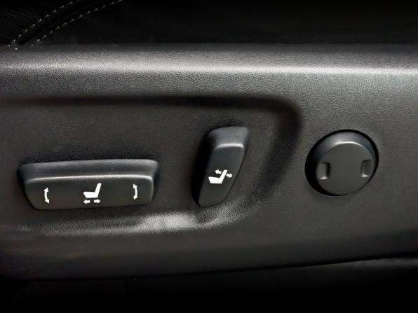 Toyota Land Cruiser Prado 150 Series Рестайлинг 2 с пробегом 2019 года, цена 4 800 000 рублей, 165000 км, внедорожник, Автокод Объявления