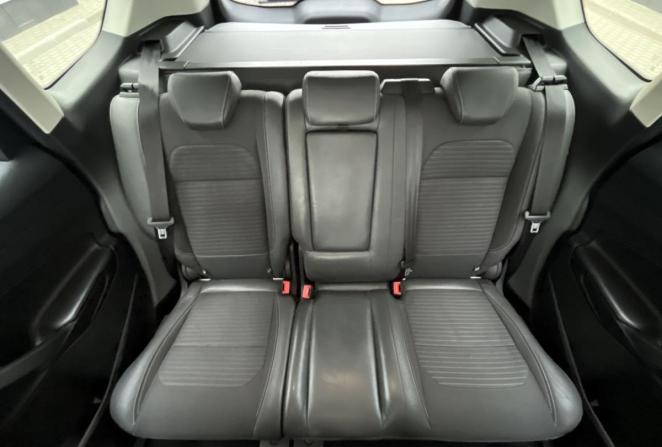 Ford Kuga II Рестайлинг с пробегом 2018 года, цена 1 490 000 рублей, 220233 км, внедорожник, Автокод Объявления