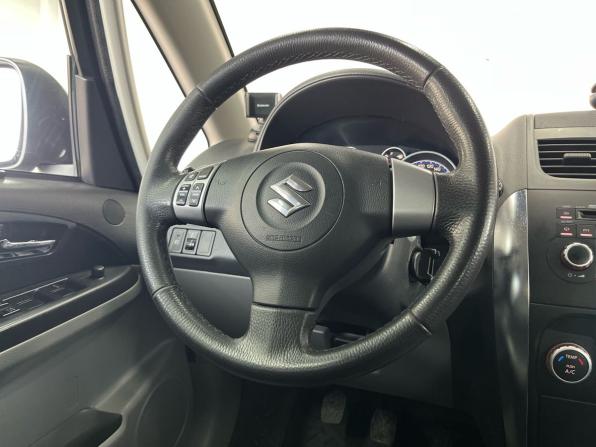 Suzuki SX4 I (Classic) Рестайлинг с пробегом 2010 года, цена 879 000 рублей, 158810 км, хэтчбек, Автокод Объявления