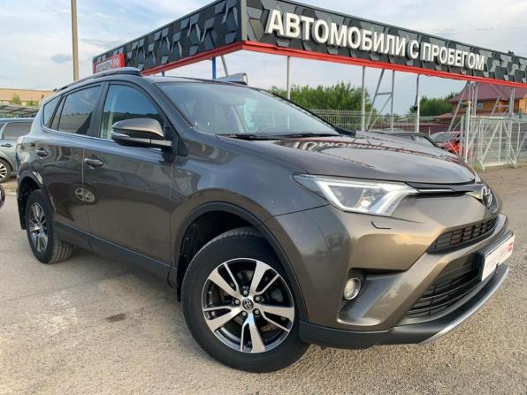Toyota RAV4 IV (XA40) Рестайлинг с пробегом 2017 года, цена 2 274 582 рубля, 82403 км, внедорожник, Автокод Объявления