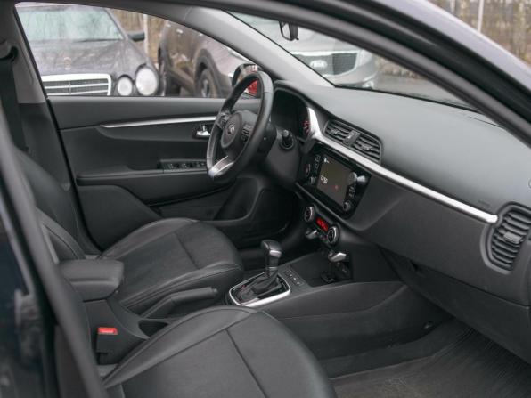 Kia Rio IV Рестайлинг с пробегом 2021 года, цена 1 866 000 рублей, 54331 км, хэтчбек, Автокод Объявления