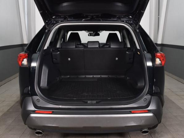 Toyota RAV4 V (XA50) с пробегом 2021 года, цена 3 584 995 рублей, 67190 км, внедорожник, Автокод Объявления