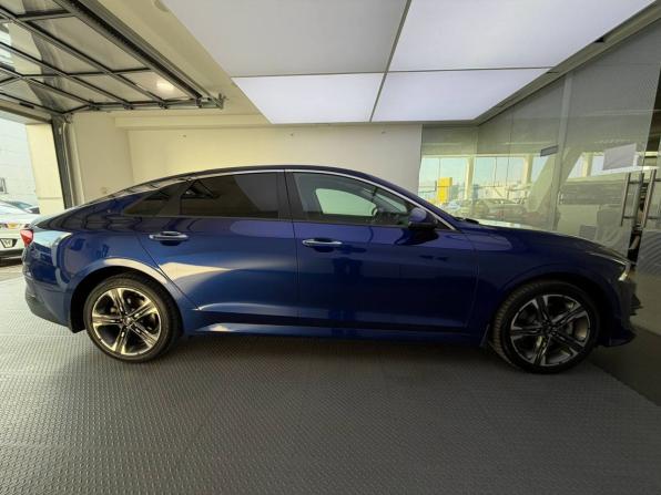Kia K5 III с пробегом 2021 года, цена 2 799 000 рублей, 70800 км, седан, Автокод Объявления