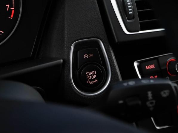 BMW 1 серии II (F20/F21) Рестайлинг с пробегом 2017 года, цена 1 783 444 рубля, 83267 км, хэтчбек, Автокод Объявления