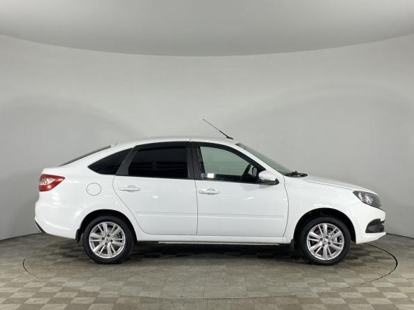 Lada (ВАЗ) Granta I Рестайлинг с пробегом 2022 года, цена 720 000 рублей, 64781 км, лифтбек, Автокод Объявления