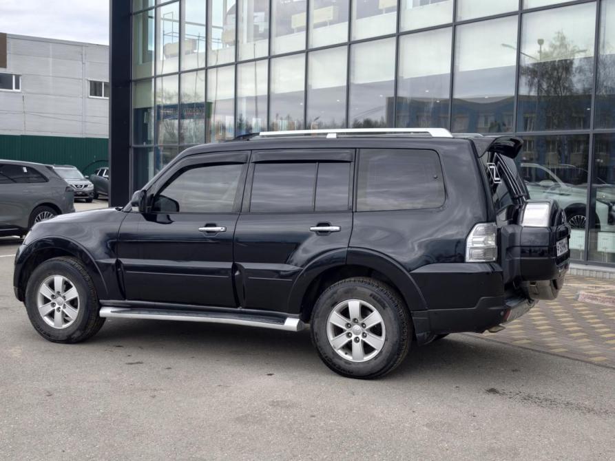 Mitsubishi Pajero IV Калуга  - изображение 3