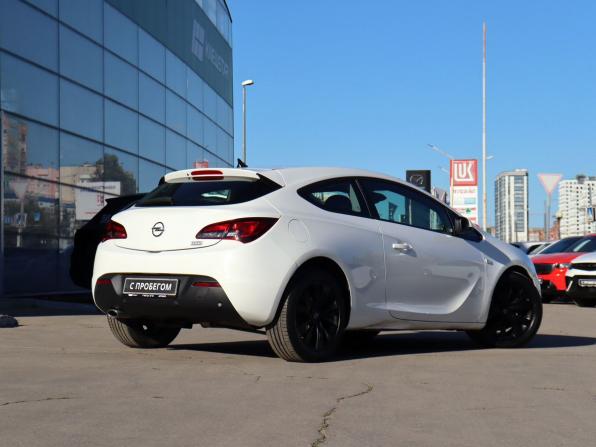 Opel Astra J Рестайлинг с пробегом 2013 года, цена 970 000 рублей, 126846 км, хэтчбек, Автокод Объявления