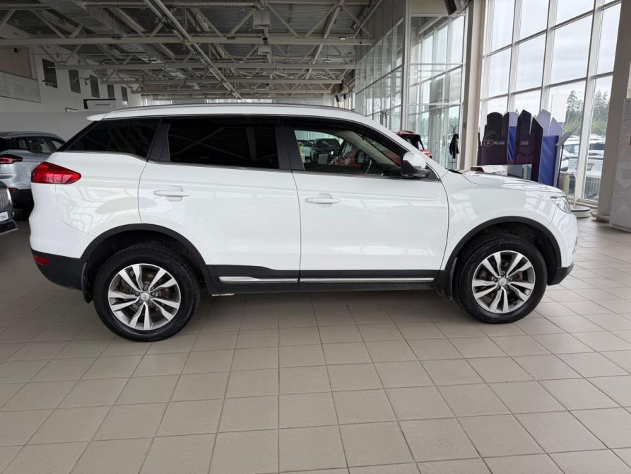 Geely Atlas I Москва  - изображение 4