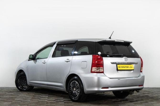 Toyota Wish I Рестайлинг с пробегом 2008 года, цена 899 000 рублей, 501000 км, компактвэн, Автокод Объявления