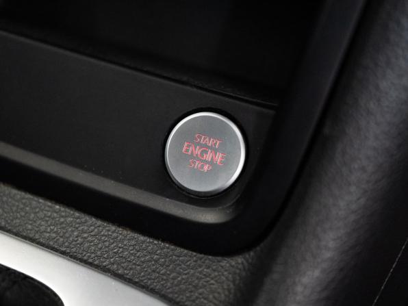 Volkswagen Sharan II с пробегом 2012 года, цена 1 250 000 рублей, 166818 км, минивэн, Автокод Объявления